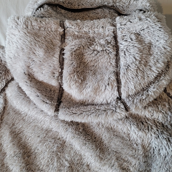 KÜHL 'FLIGHT' TM Vest. Size: S - Picture 14 of 16